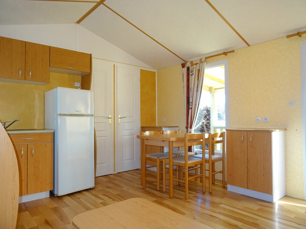 mobil-home 3 chambres - camping sur la côte vendéenne**** - camping LA YOLE**** à 1800m des plages de St Jean de Monts