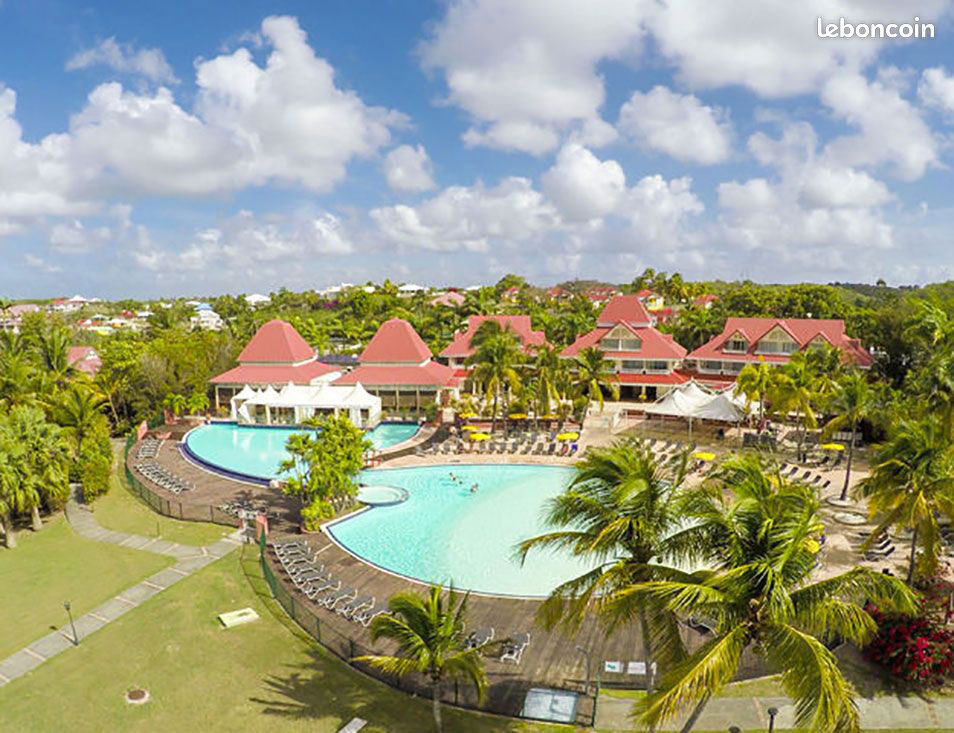 Location en Guadeloupe - Pierre et Vacances - Résidence 2 piscines et animations
