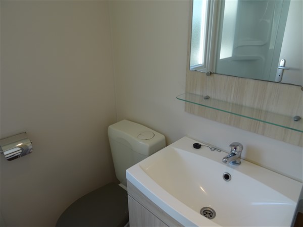 Mobil-home près des plages - Salle d'eau suite parentale - Mer et Soleil Vendée